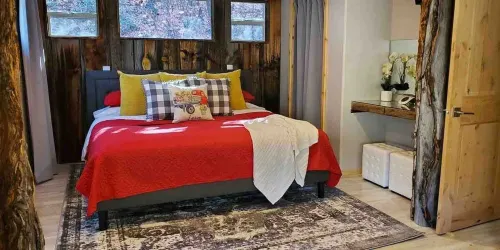 The Hideaway Concealed Cabin @ East Zion & Bryce Hotels in Kane County
