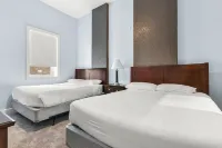 Stylish Space Near Historic Sites - Charming Rustic Retreat