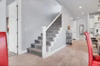 Spectacular Golf Course Views and Heated Pool - Luxurious Retreat