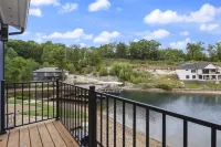 Wave-Free Swimming and Premier Dock Access - Tranquil Cove Oasis