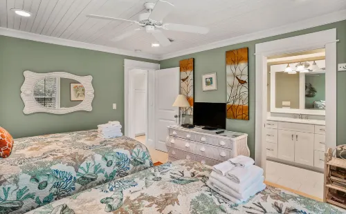 Luxurious Condo with Courtyard Views - Stunning Coastal Retreat Hotels in Beaufort County