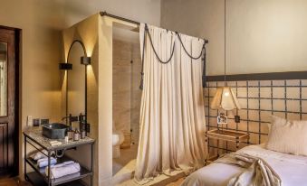 Privado Designer Boutique Hotel