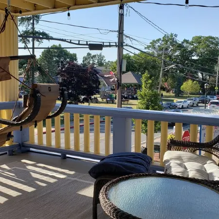 Lake View apartment in the middle of Sylvan Beach