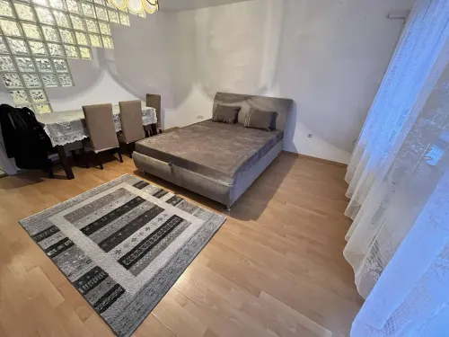 Quelle Apartment in Downtown with private garden - 3-Star