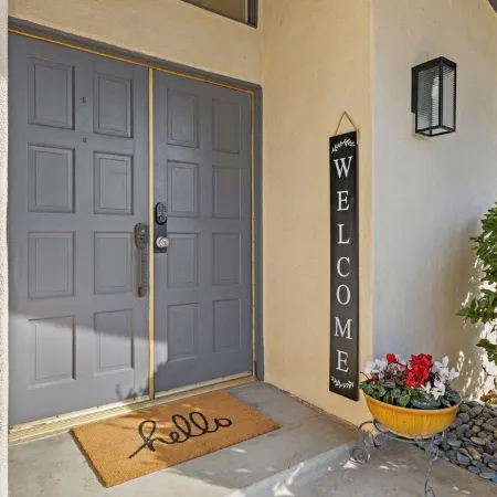 Entire condo in Bakersfield with WiFi, AC