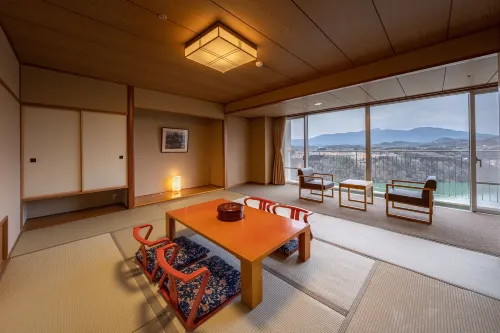 Enakyo Onsen Hotel Yuzuriha - 3-Star