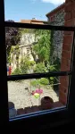 Au Coq Bleu Hotels in Le Broc