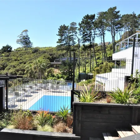 Villa Topaz at Palm Beach by Waiheke Unlimited Отели в г. Уэйхек Айленд