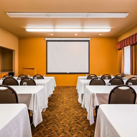 Best Western Plus Hartford Lodge