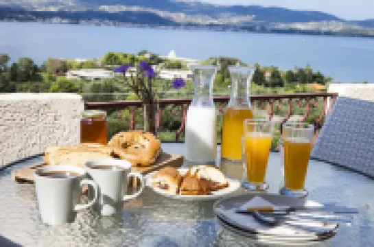 Panorama Fanari Studios and Apartments