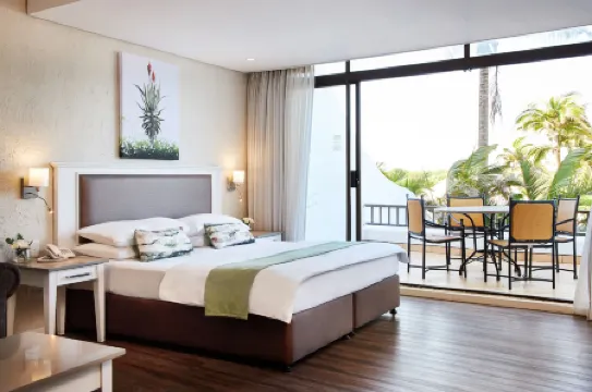 First Group Breakers 度假村.