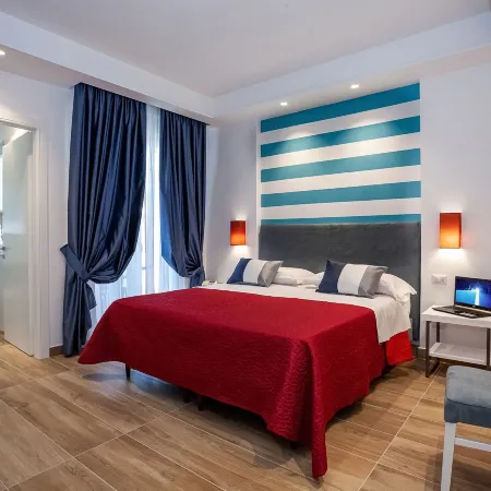 Hotel Angelina Отели рядом с достопримечательностью «Пляж Петерс»