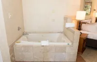 Cedar Park Inn Hotels in Westerly