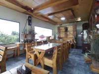 Alloyna Country Cottage Brastagi Hotels in Berastagi