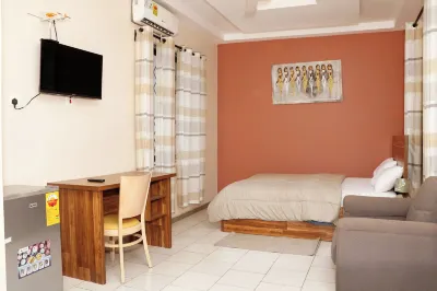 GSM Crown Inn Hotel
