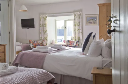 Hawthorn Farm Guest House Hotels in 
