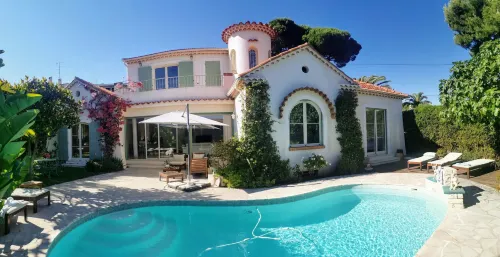 Blue Dream Cannes Guest House