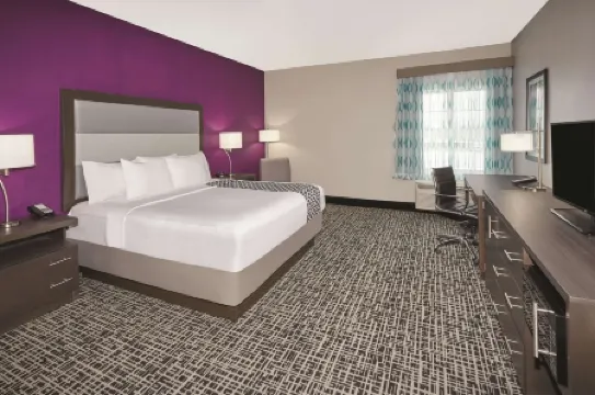 La Quinta Inn & Suites by Wyndham Springfield IL