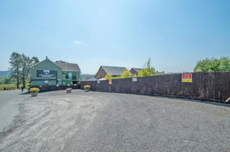 Entire Venue with Accommodation Sleeps up to 19 - Waterfall Country Escape Wales