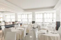 Hotel Commodore Cervia - servizio colazione