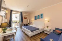 โรม ทู สเตย์