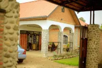 Urugano Virunga Palace