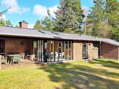6 Person Holiday Home in Norre Nebel-by Traum