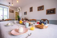 Le DOMAINE DES ECOLIERS B&B Hôtels à : Saint-Georges-de-Montaigu