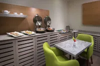 Hilton Garden Inn Monterrey Airport - bar