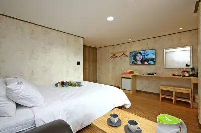 Traum Hotel & Condo Hotels near Cheongpyeong Station