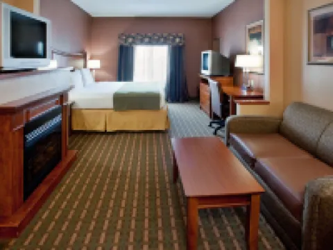 Holiday Inn Express & Suites SUFFOLK by IHG Hotels in Suffolk