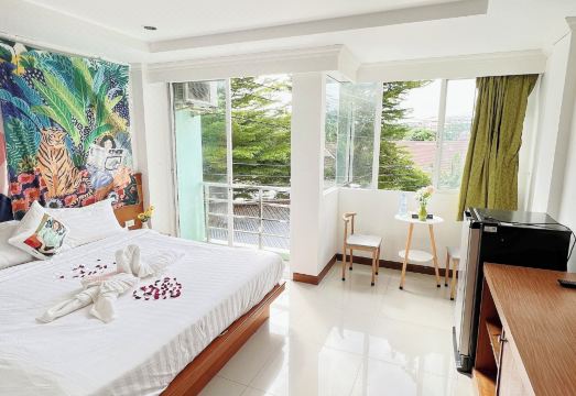 4. 란팅 하우스 푸..