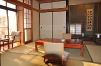 Seishohtei Shirasuna Hôtels à : Shirako
