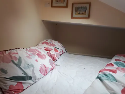 1-Bed Apartment in Lewes Located Near Town Centre! Hotels in Lewes