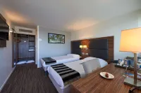 Kyriad Bordeaux - MÉRIGNAC AÉROPORT