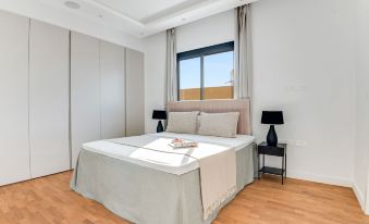 Sanders Crystal 1 - Cute 1-Bdr Apt w Shared Pool