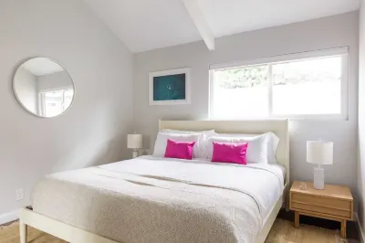 Hamilton I by AvantStay Beach House Rooftop Deck Newly Renovated Bungalow