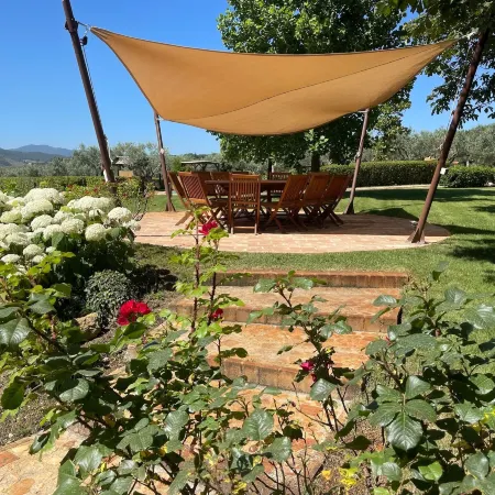 Spoleto Tranquilita Sleeps 20 with Wifi Pool Yoga Studio Gardens and Views