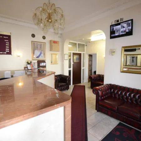 Cranbrook Hotel