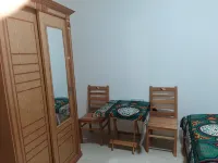 جوهر جيست هاوس