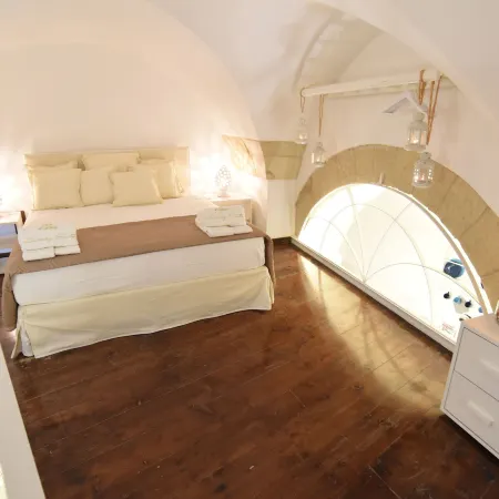 Cadelli Luxury Suite & Apartments