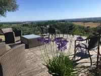 Chambres d'Hotes Las Caneres Hotels in Lectoure