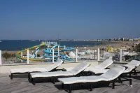 Hotel Baby - Beach