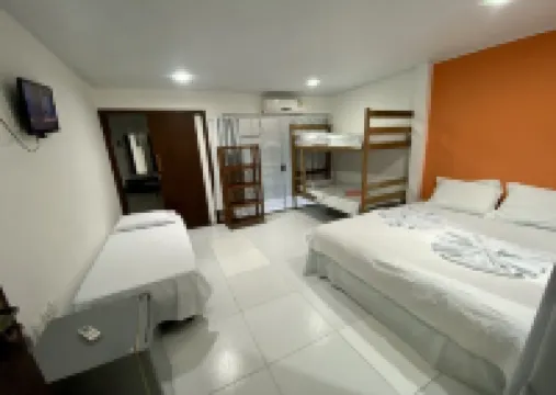 Piratas Do Morro Pousada & Hostel Hoteles en 