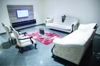 Lamonde Bysomwhere Hotels in Jos