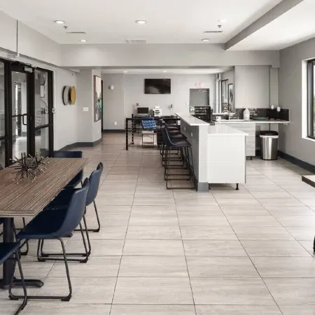 Come stay at our Horizon Hideaway. A modern downtown studio.