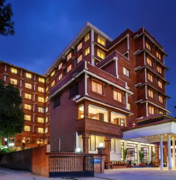 Hotel Royal Singi Hotels near Casino Royale