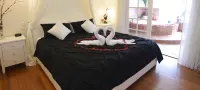 Lakeside Cottage Luxury B&B Hotels in Chirnside Park