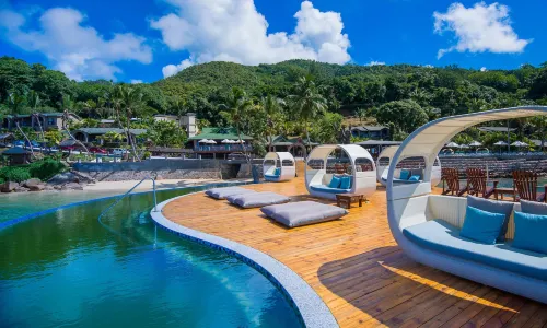 Coco de Mer Hotel and Black Parrot Suites