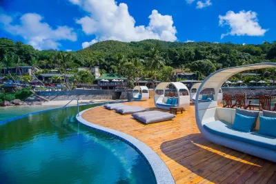 Coco de Mer Hotel and Black Parrot Suites